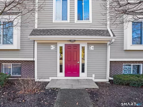 71 Aiken St #C8, Norwalk, CT 06851