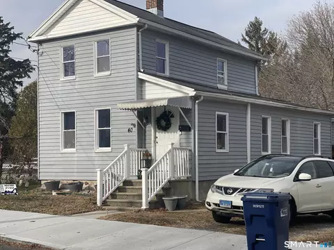 40 Grove St, Ansonia, CT 06401