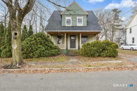 30 Tremont St, Meriden, CT 06450