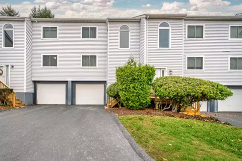 7 Midway Dr #7, Cromwell, CT 06416