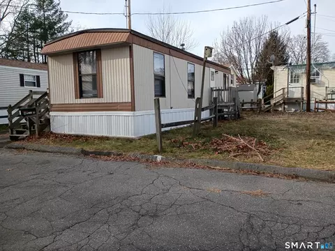 6 5th Ave, Shelton, CT 06484