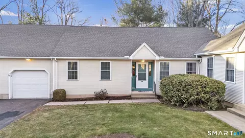 35 Shares Ln #35, South Windsor, CT 06074
