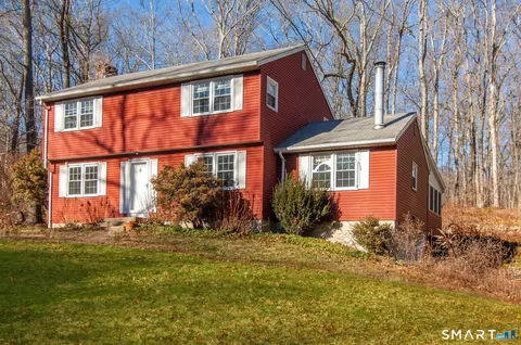 313 Bradley Corners Rd, Madison, CT 06443