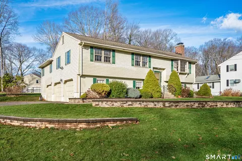 218 Juniper Rd, Southington, CT 06489