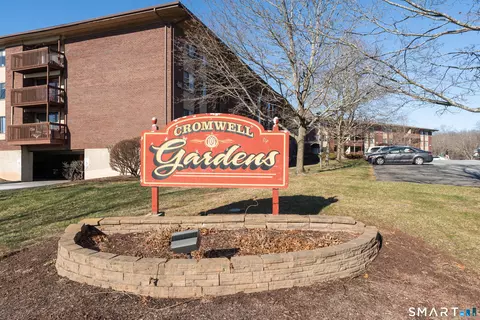 2113 Cromwell Hills Dr #2113, Cromwell, CT 06416
