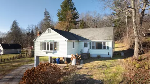 39 Baron Ln, Torrington, CT 06790