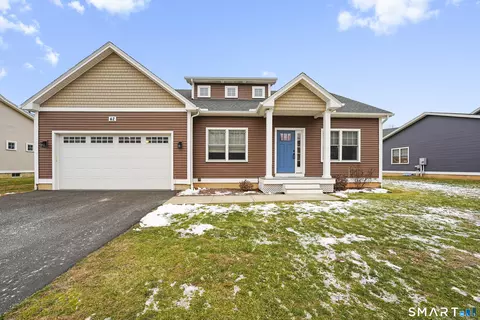 42 Chapman Chase Chase #42, Windsor Locks, CT 06096