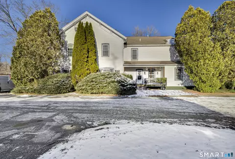5 Brookside Ln, Woodstock, CT 06281