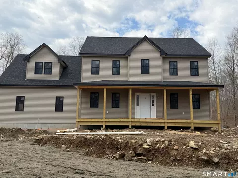 771 Brook Rd, Hampton, CT 06247