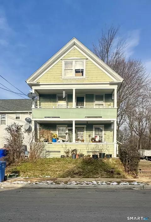 185 Springdale Ave, Meriden, CT 06451