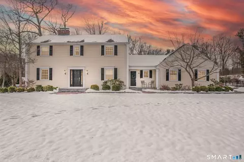 5 Crosswood Rd, Farmington, CT 06032
