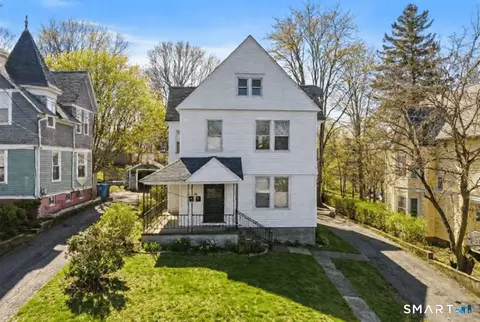 39 Greene Ave, Norwich, CT 06360