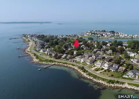 11 Prospect St, Groton, CT 06340