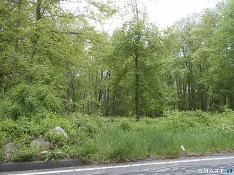 91 Case St, Norwich, CT 06360