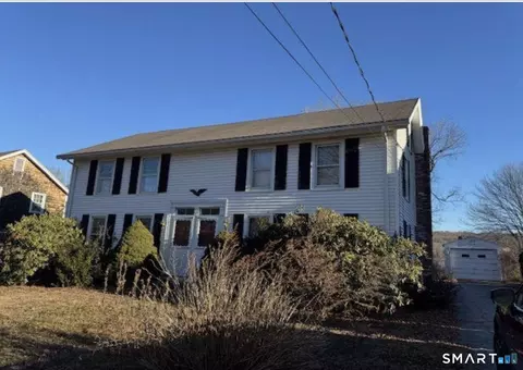 90 Falls Bashan Rd, Moodus, CT 06469