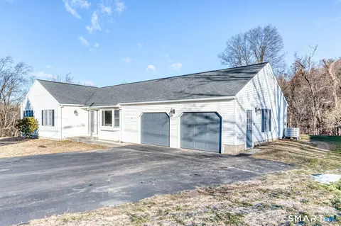 18 Wesley Rd, Broad Brook, CT 06016