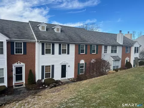 154 Cypress Ct, Torrington, CT 06790