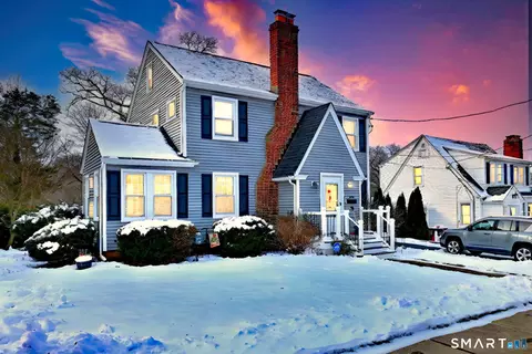 292 Richmond Ave, West Haven, CT 06516