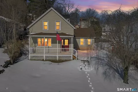 254 Broad St, Norwich, CT 06360