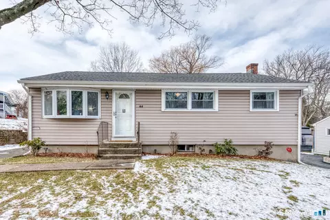 44 Nachilly Dr, New Britain, CT 06053
