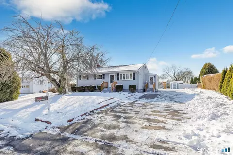 84 Eileen Rd, West Haven, CT 06516