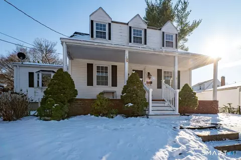 102 Chestnut St, West Haven, CT 06516