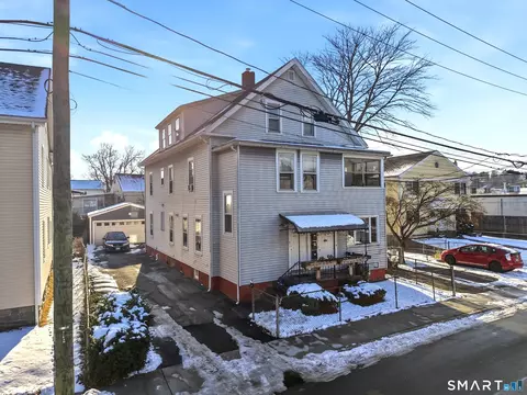 15 Rose St, Stamford, CT 06906