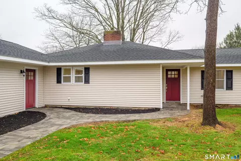 284 Chestnut Tree Hill Rd, Oxford, CT 06478