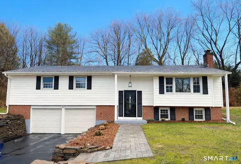 148 Hyde Rd, West Hartford, CT 06117