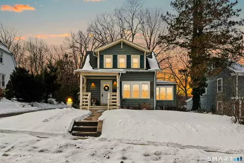 38 Newton Ter, Waterbury, CT 06708