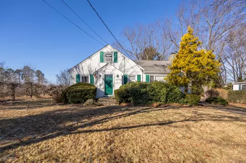 379 S Meriden Rd, Cheshire, CT 06410