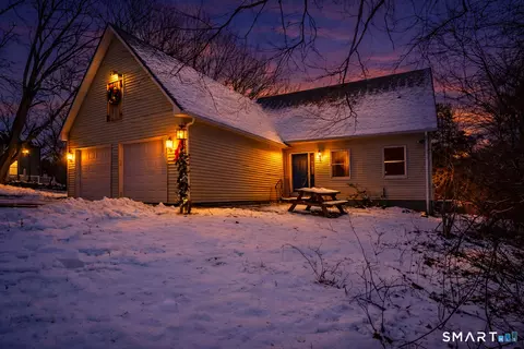 3 Laurier Ln, Lisbon, CT 06351