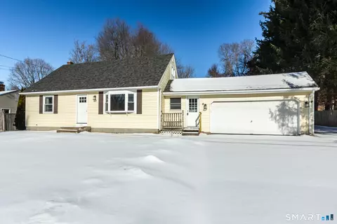 337 Abbe Rd, Enfield, CT 06082