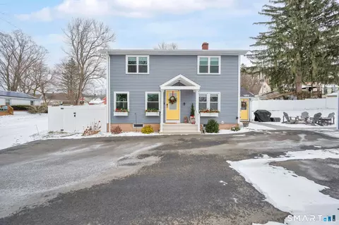4 Orchard Ave, Ellington, CT 06029