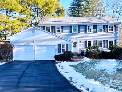 40 Homestead Ln, Avon, CT 06001
