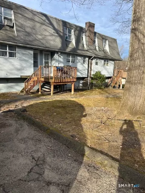 92 Angel Dr #C, Waterbury, CT 06708