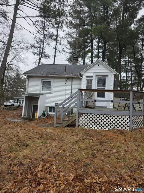 32 Jondot Dr, Enfield, CT 06082