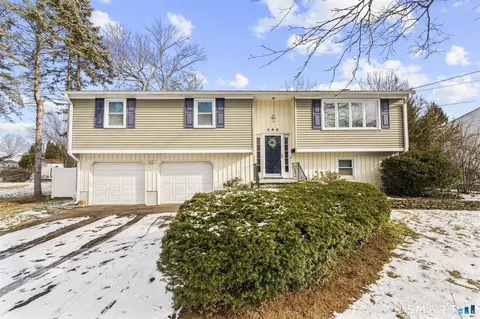 282 Hillcrest Ave, Newington, CT 06111