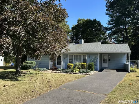 16 Hickory Ln, Plainville, CT 06062
