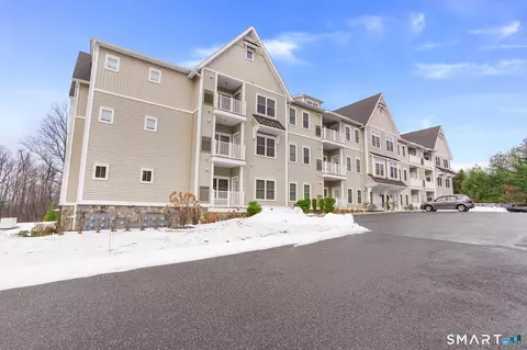 233 Danbury Rd #A209, Ridgefield, CT 06877