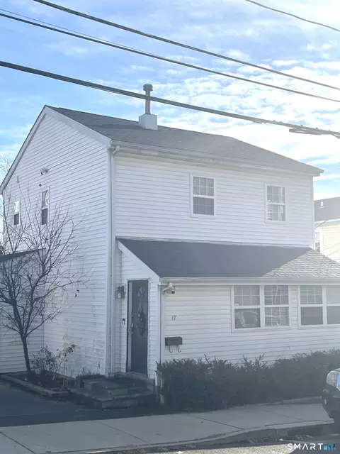 17 Paradiso St, Norwalk, CT 06854