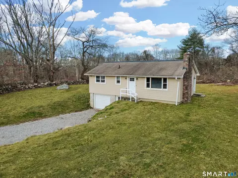 179 N Anguilla Rd, Pawcatuck, CT 06379