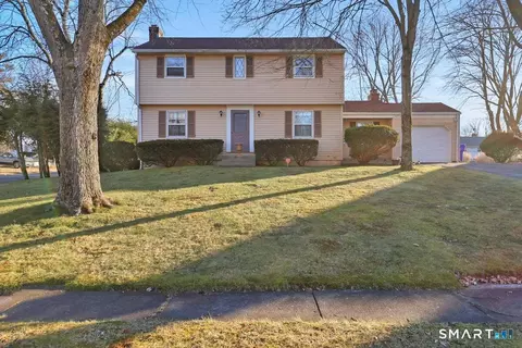 134 Whitehall Dr, East Hartford, CT 06118