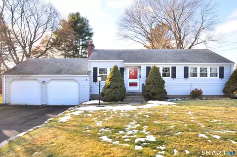 143 Valley Crest Dr, Wethersfield, CT 06109