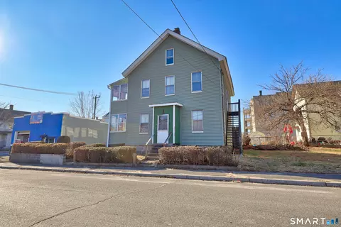 360 Mill St, Waterbury, CT 06706