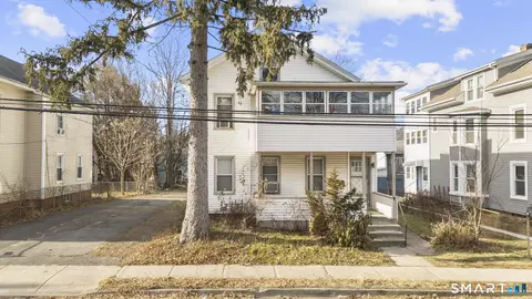 23 N 1st St, Meriden, CT 06451