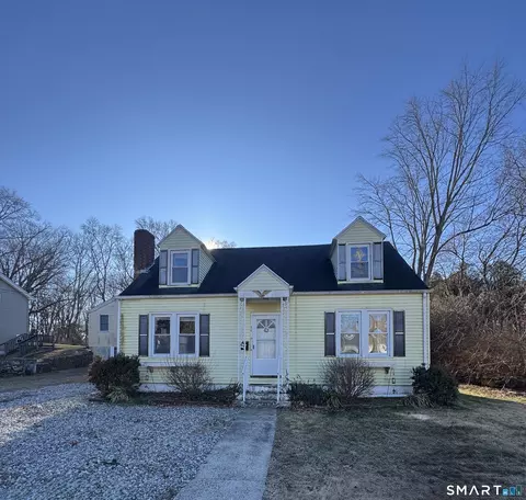 11 Ford Ave, Norwich, CT 06360