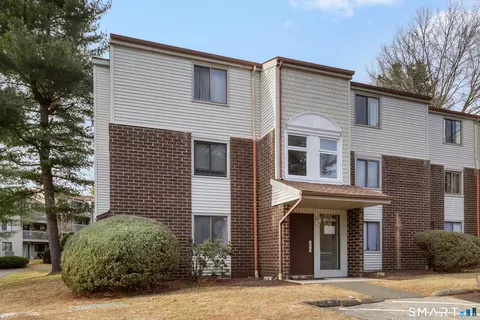 7 Padanaram Rd #I181, Danbury, CT 06811