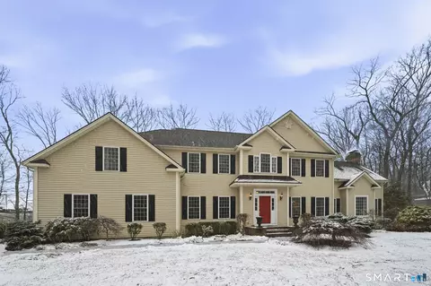 24 Scott Rd, Oxford, CT 06478