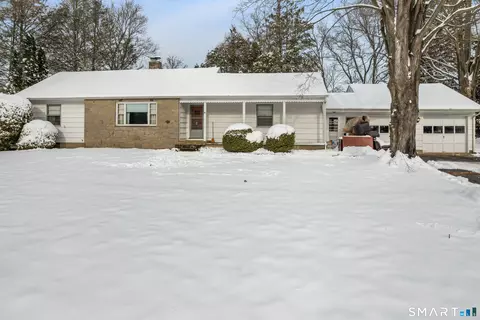267 Hyland Ter, Orange, CT 06477